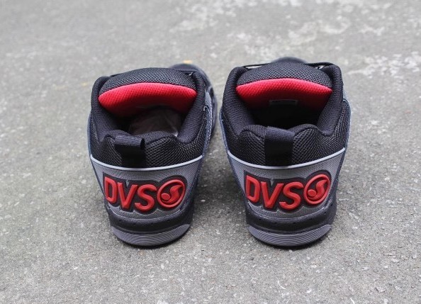 Dvs Mens Comanche Skate Shoe US size