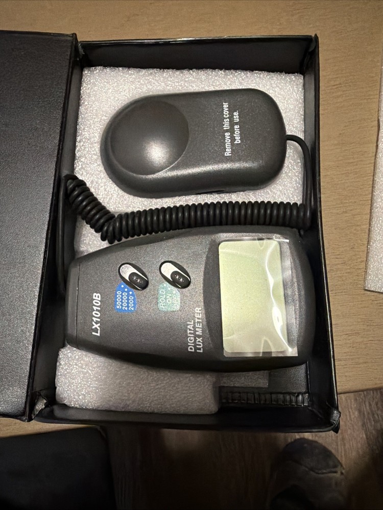 Digital Instruments Digital Lux Meter Light Meter LX1010B