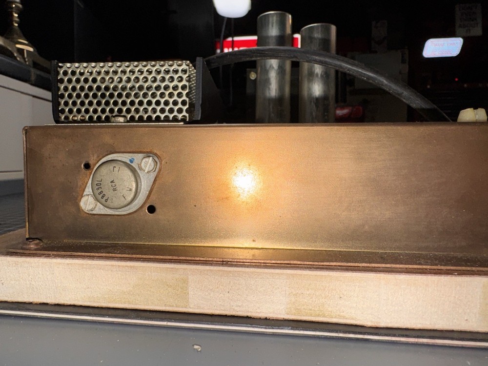 amplifier By Leslie .60s-70s