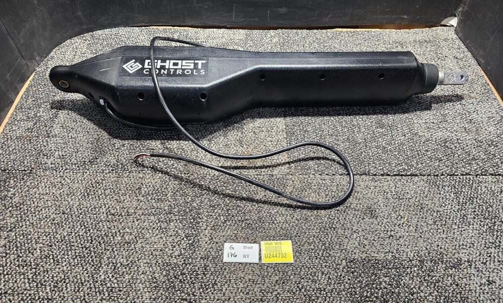 Ghost Controls Automatic Gate Opener Replacement Arm (Short Cord) Black