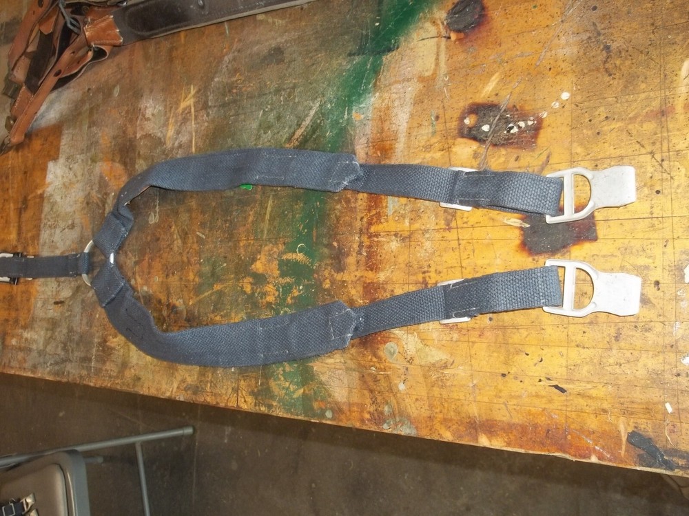 German Blue Webbing Y-Straps Marked Ppr Bln dated 1968