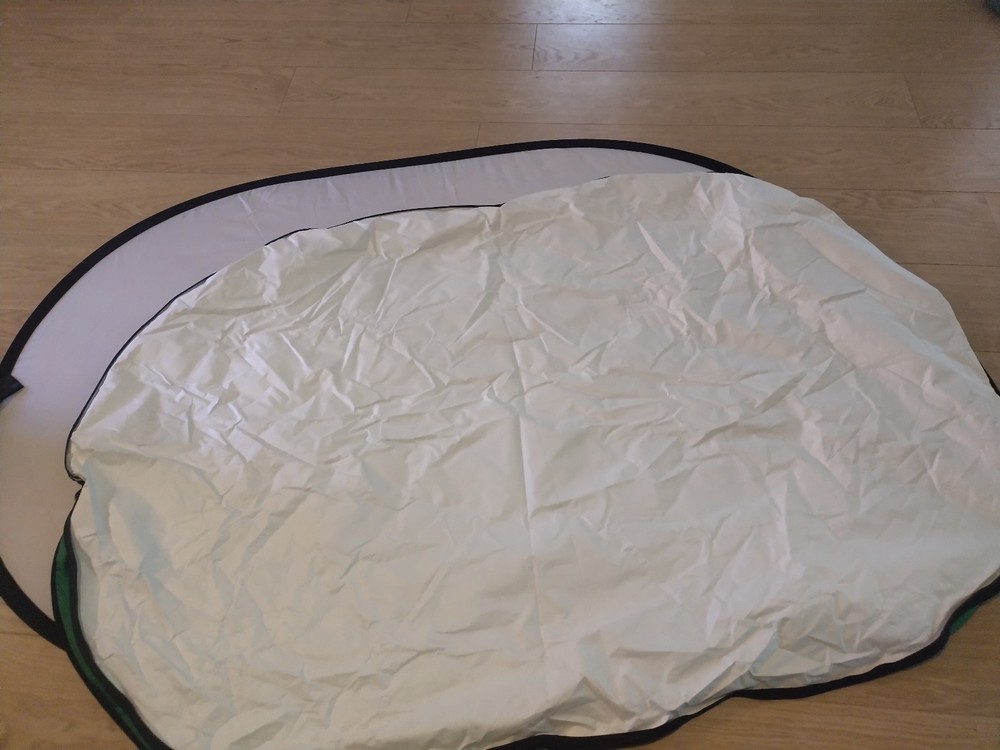 100 x 150cm 7-in-1 reflector/diffuser kit.