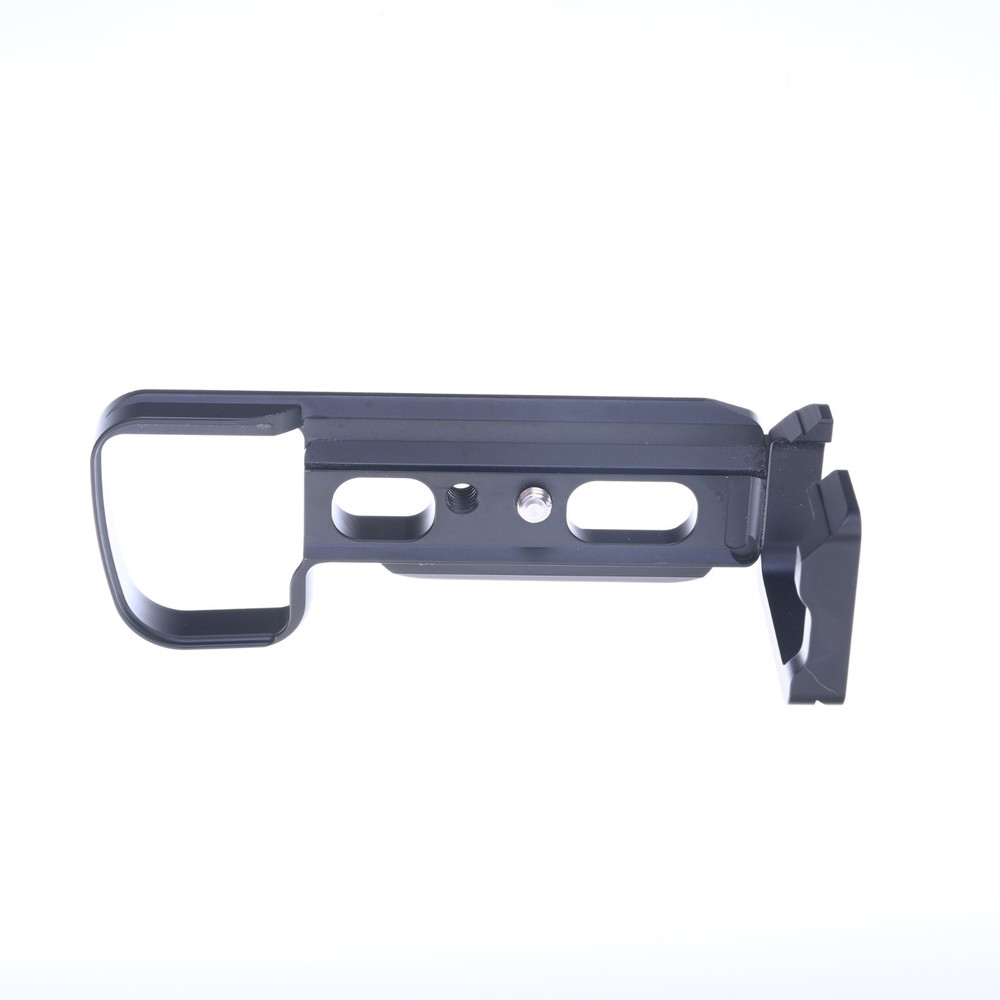 Promaster Code 6509 L Bracket For Sony A6300 Digital Mirrorless Cameras
