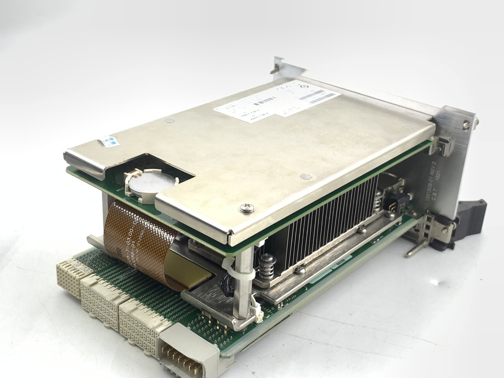 National Instruments NI PXIe-8840 Quad Core Embedded Controller/Yi