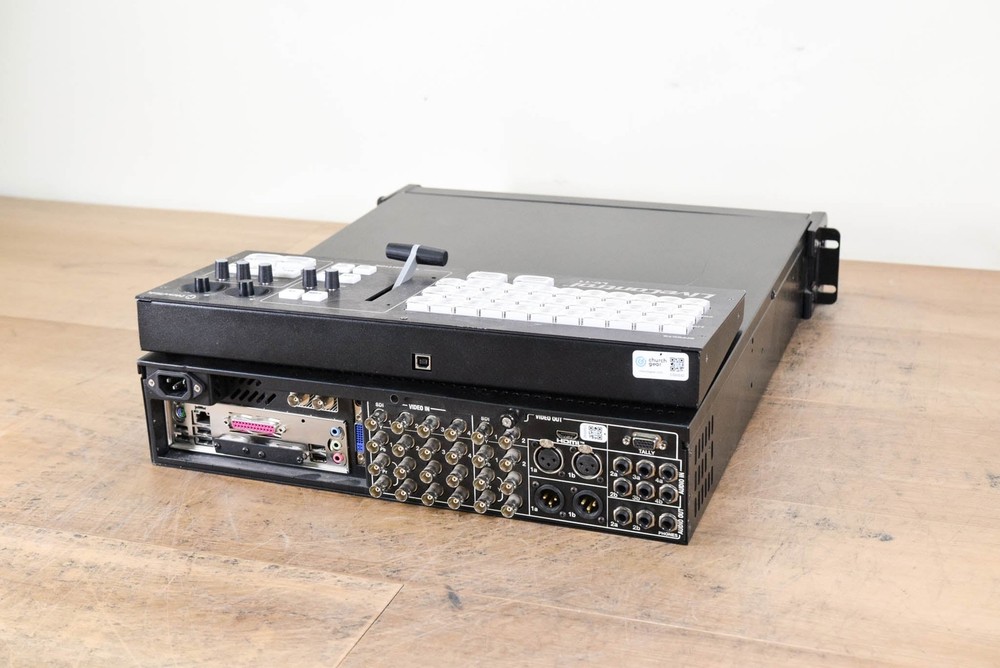 NewTek TriCaster TCXD455 Video Switcher w/ TCXD455 CS CG00S5Z