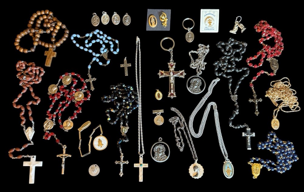 Great Vintage Lot Catholic Rosaries/Charms/Pins/Necklaces Etc. Lot Of 29 Pieces