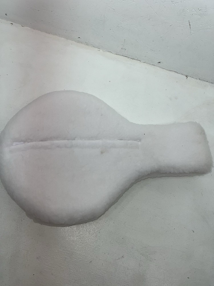 New White Wool Keyhole Seat Riser #30-1002 MM-601