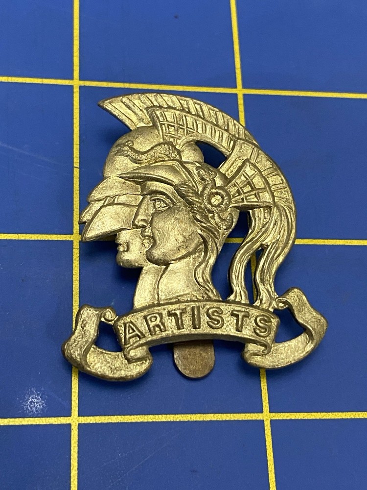28TH BN ARTISTS RIFLES FIRST PATTERN Cap Badge