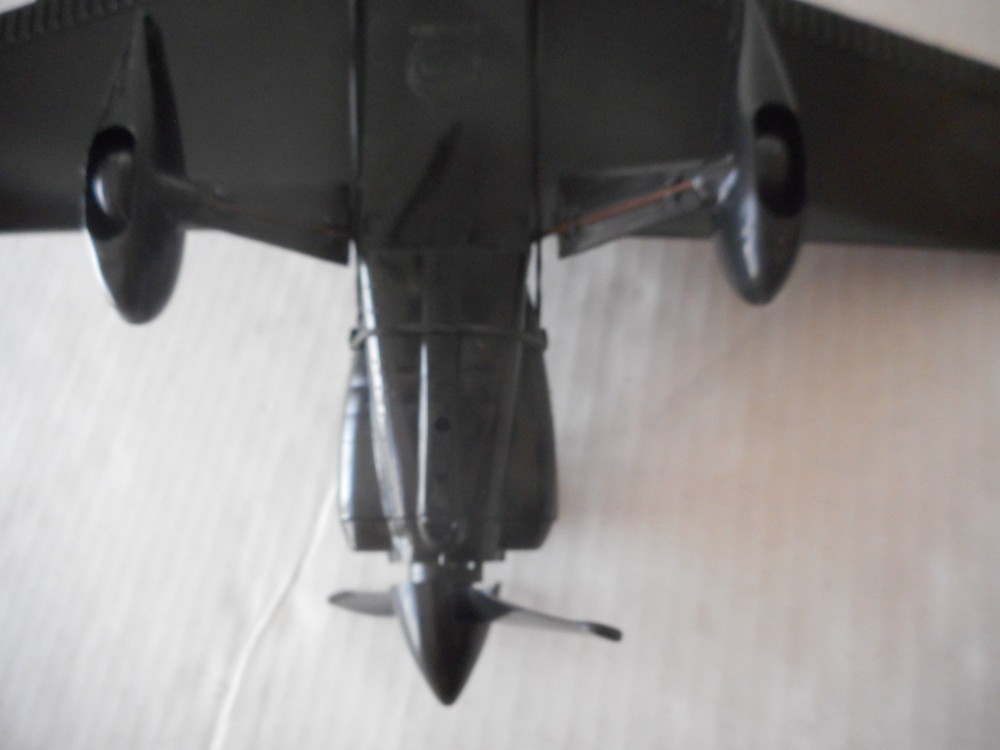 Cox Thunderbolt .049 Engine Powered Model Airplane Ex
