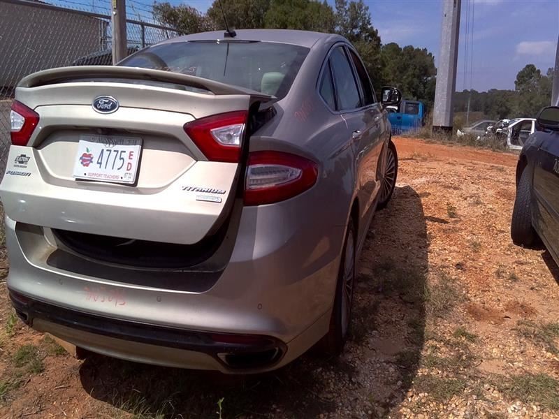 FUSION 2016 High Mounted Stop Light 1036812691