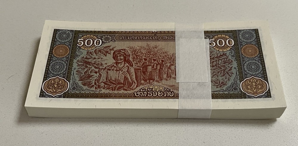 100 Pcs  Laos 500 Kip Banknote Unc 1 Bundle