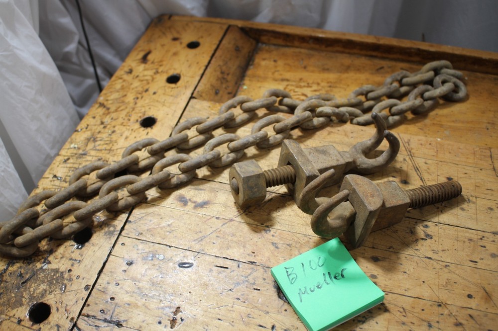 Mueller B100 TOOLING, tapping tool accessories, claw clamps