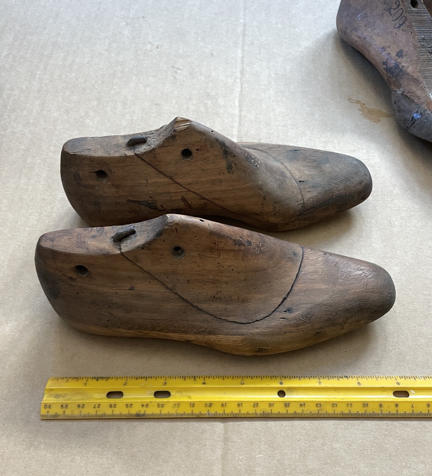 OUTSTANDING Lot of (7) Antique Wood Adult SHOE LASTS Forms Cobbler Molds