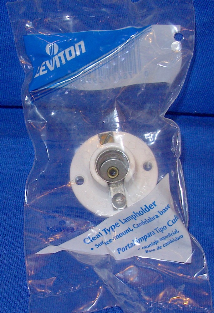 NOS NIB Leviton Candelabra (E12) Lamp Socket