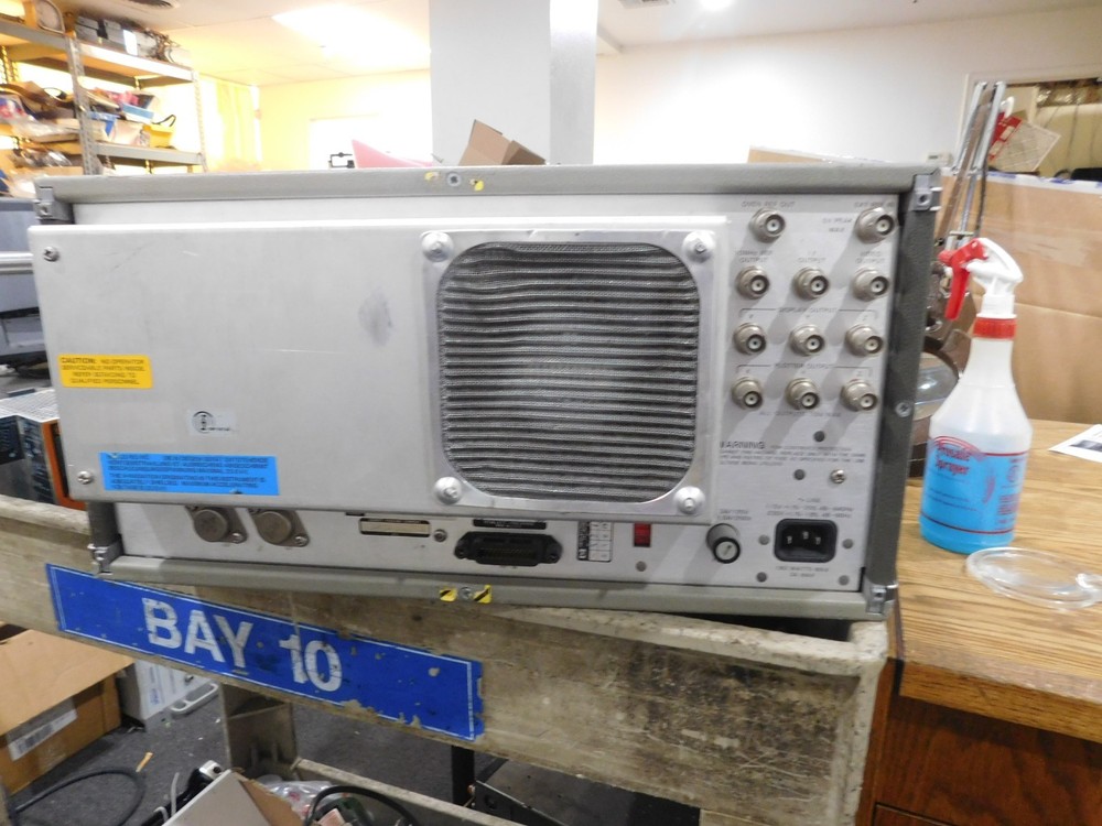 Hewlett Packard 3585A Spectrum Analyzer with 3047A System