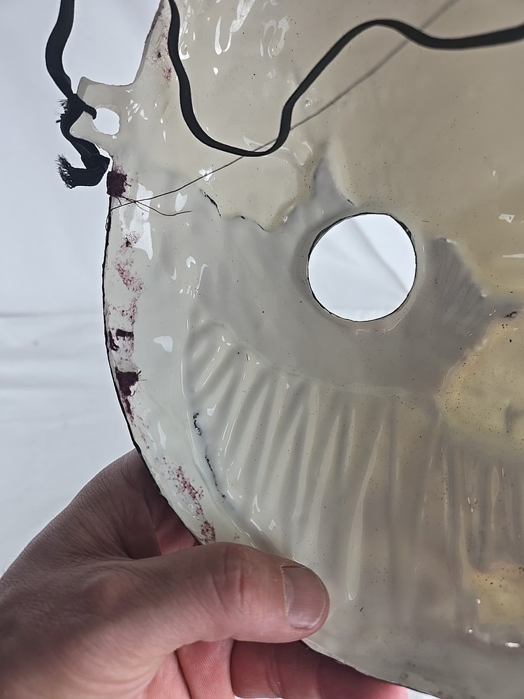 Smile version 2: Resin cast mask Used
