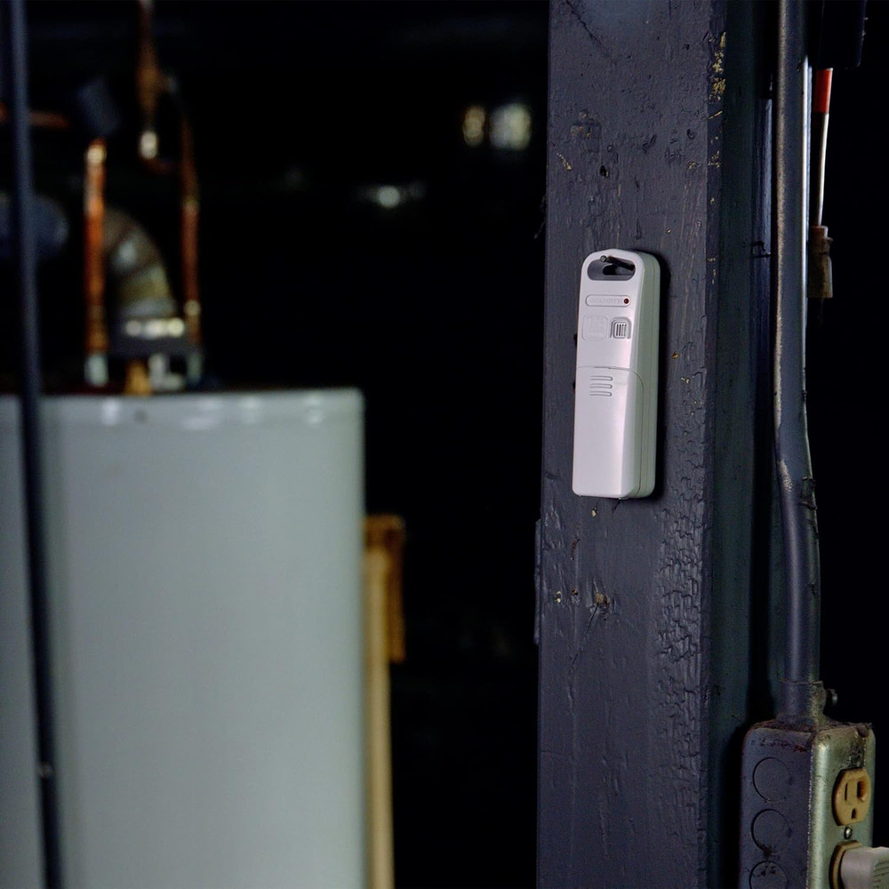 Wireless Indoor Outdoor Temperature and Humidity Sensor with A-B-C Switch (06002