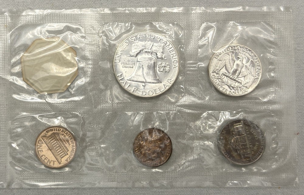 ** 1962 P - SILVER Uncirculated Mint Set **