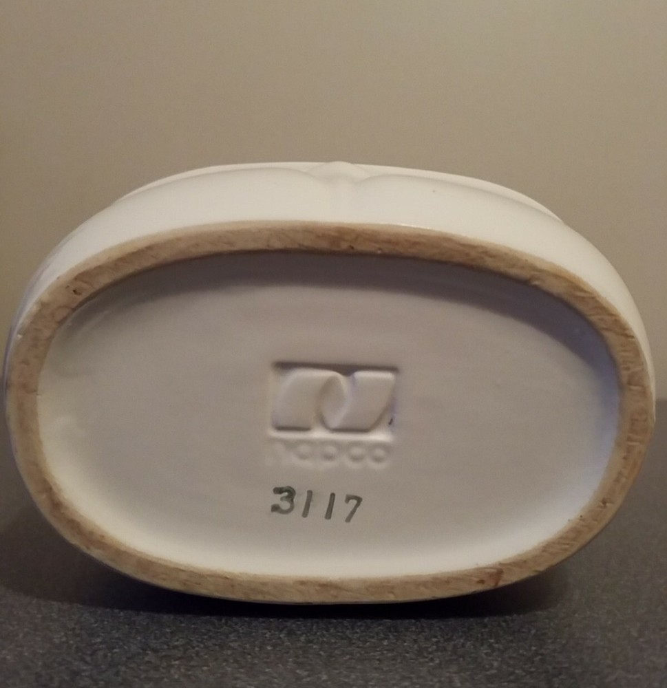 Napco White Basket Planter #3117