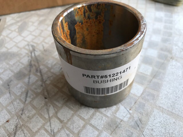 51221471 BUSHING - RUSTY ON INSIDE