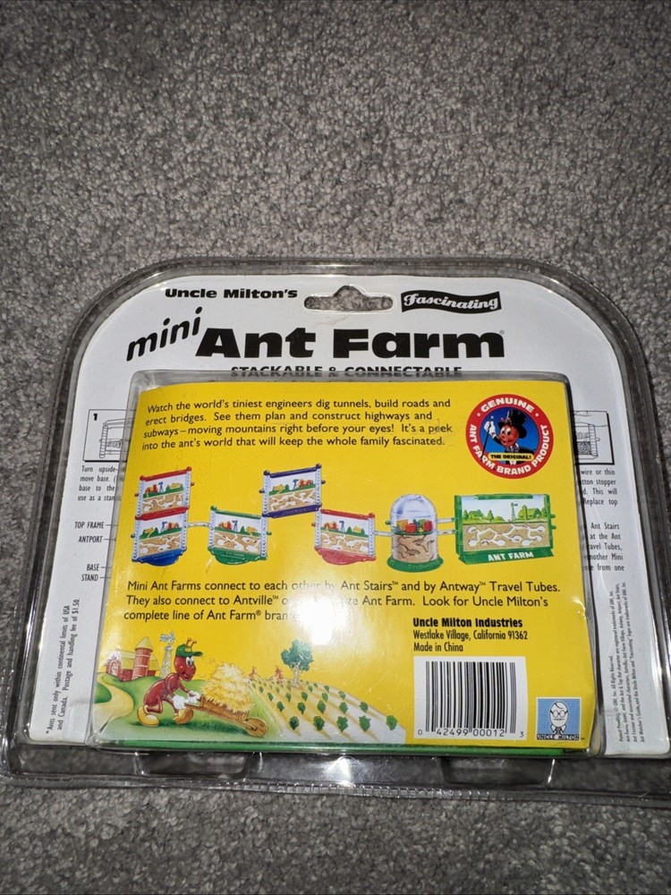Uncle Milton's Mini Ant Farm Red Stackable & Connectable New Sealed Ages 6+