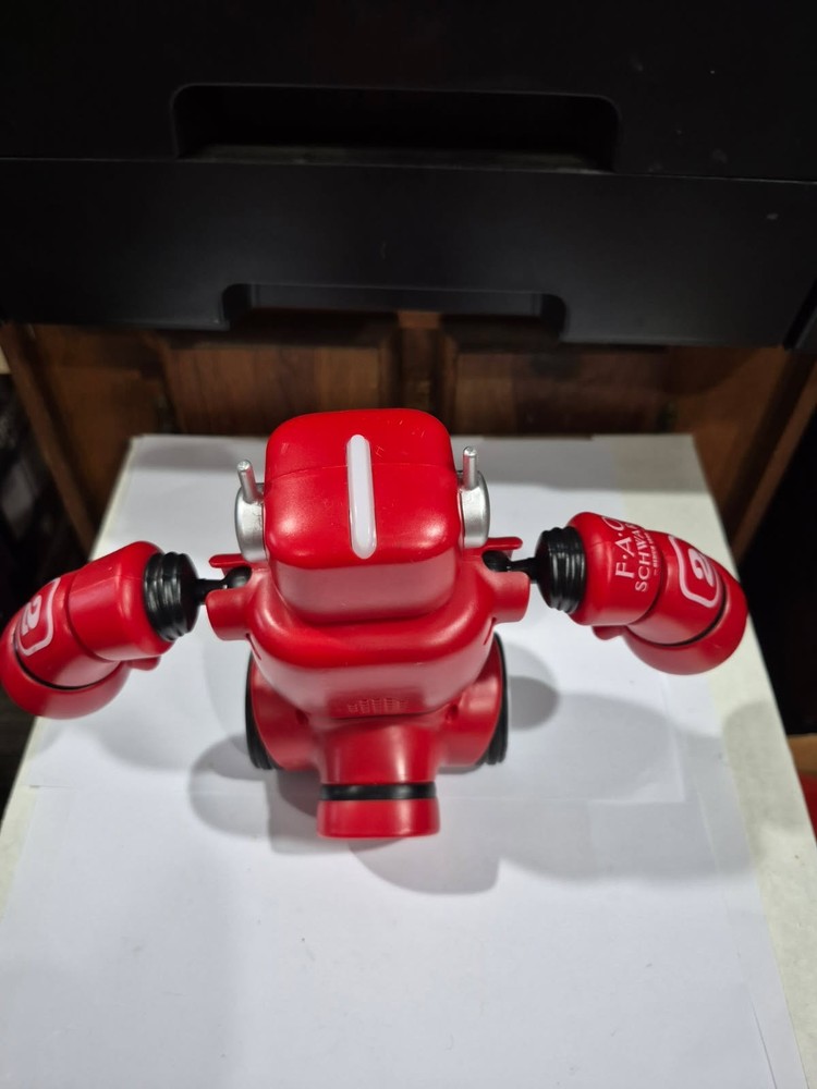 FAO Schwarz Robot Knockout Remote Control Boxing Only Red Robot Included, CL3
