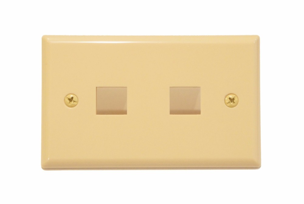 Two 2 Keystone Port Single Gang Data Wall Plate Beige