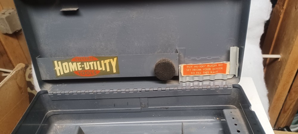 VINTAGE BLACK & DECKER DRILL KIT TOOL BOX