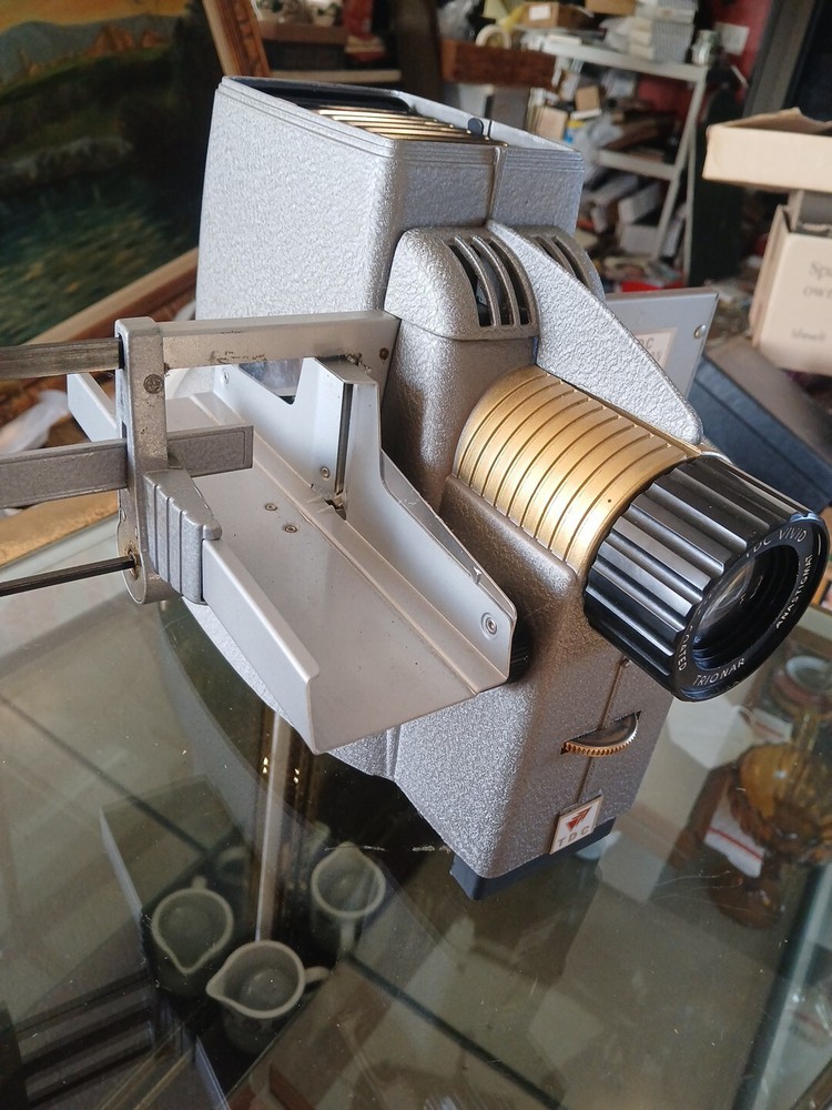 TDC SELECTRON SEMIMATIC MODEL 150 PROJECTOR