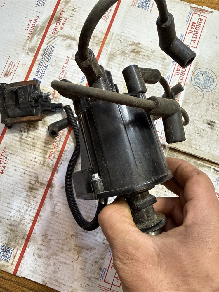 Mercruiser 3.0 distributor with coil