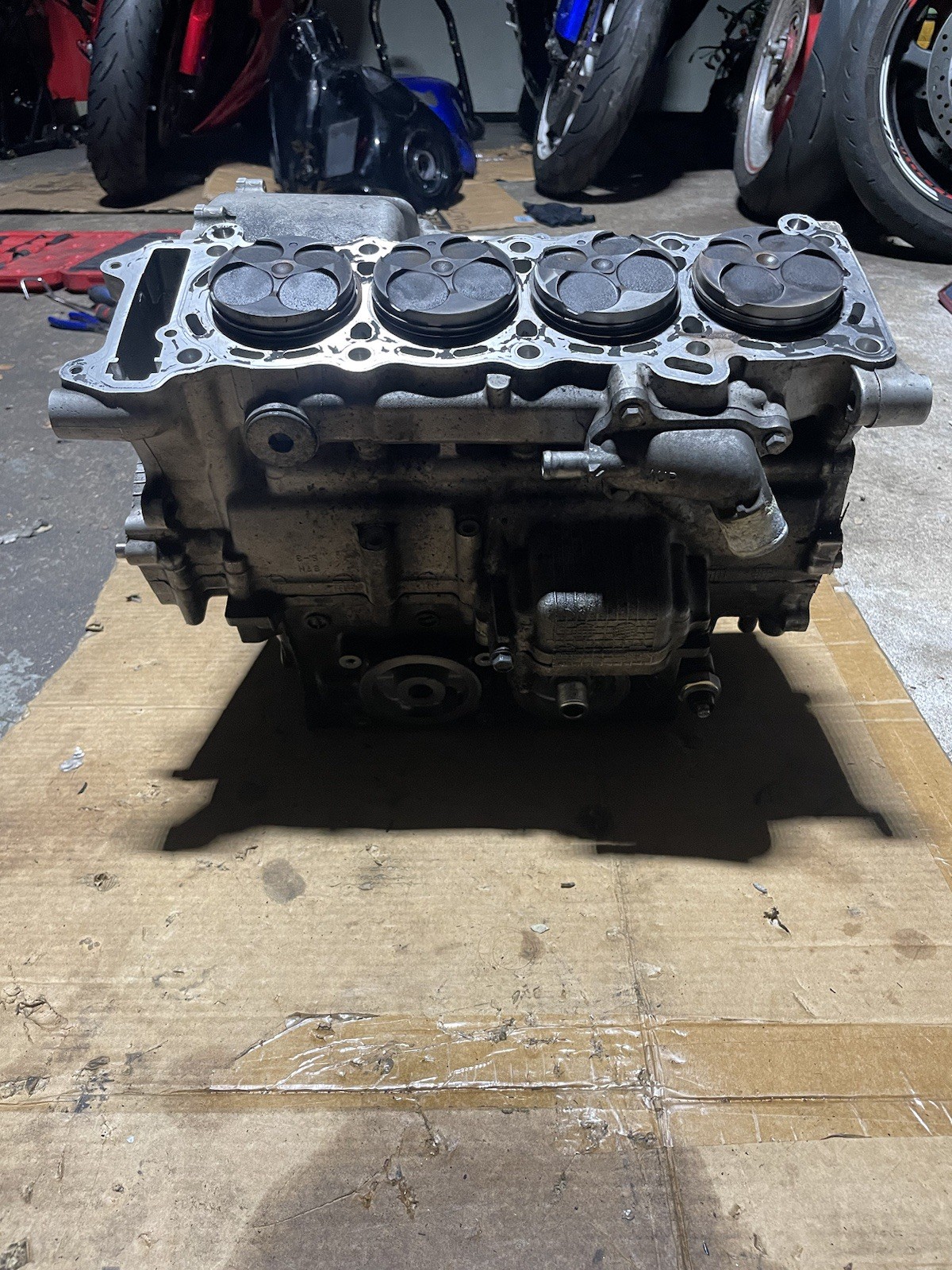 2009 08 09 Suzuki GSXR 600 GSXR600 Crankcase Case Engine Motor Block Piston Lot