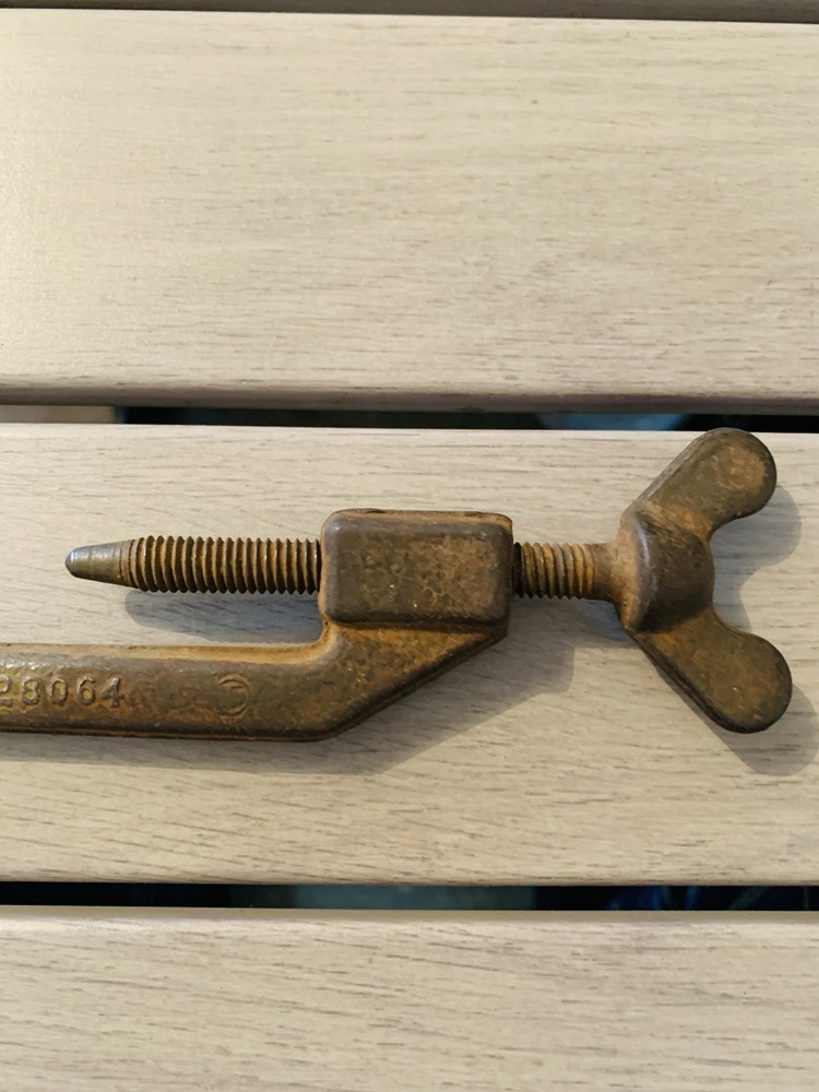 Vintage Shallow Insert Bean Clamp Wing Nut Tighten