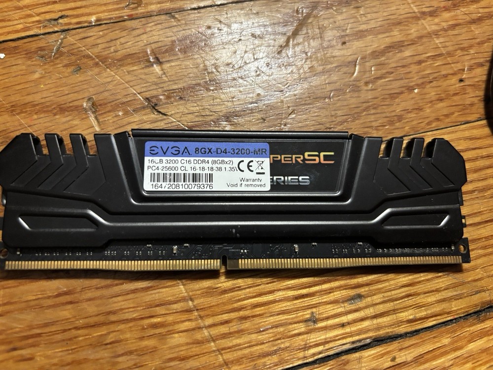 EVGA SuperSC 8 GB DDR4 single memory module
