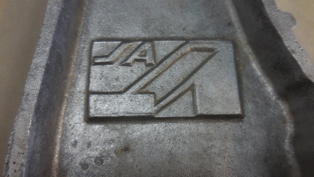 THOMPSON HIGH SCHOOL METAL / PEWTER ASHTRAY