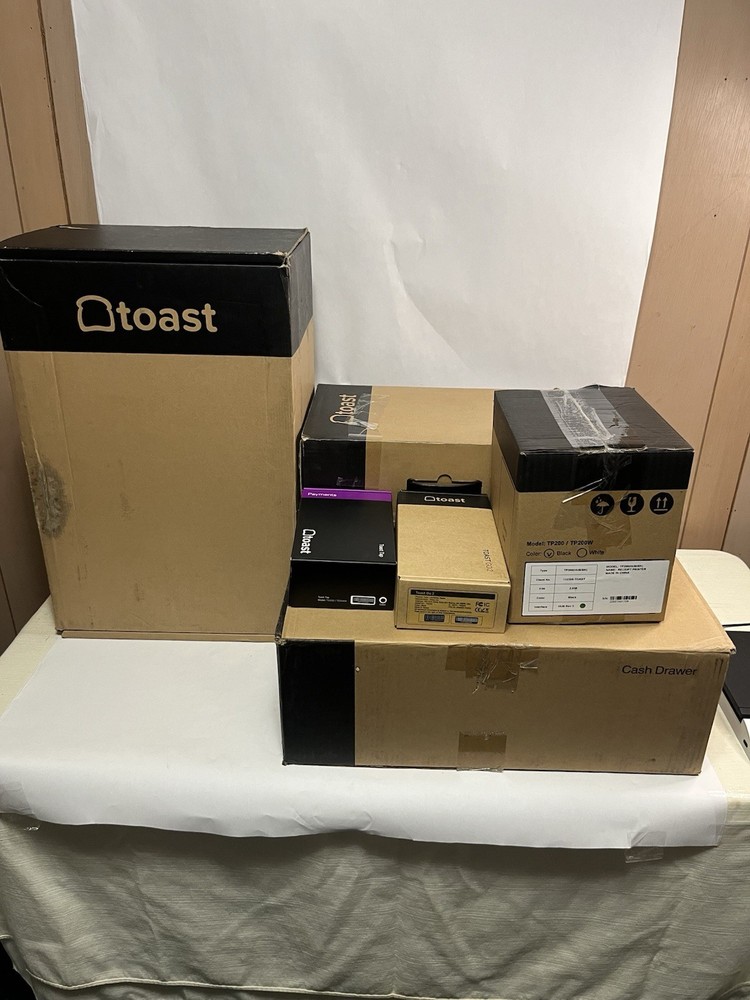 Toast POS System Touch Screen w/ Printer, card reader, Cash Drawer/cables/GO 2