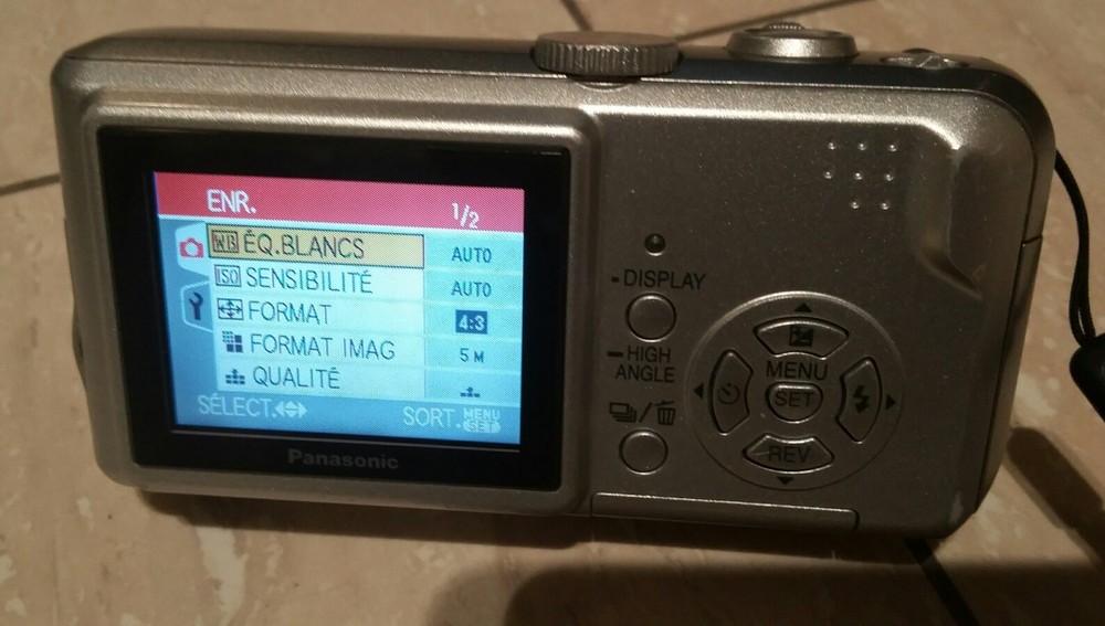 PANASONIC LUMIX DMC - LS2 5.0 mp