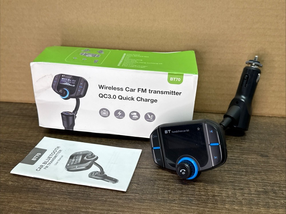 Sumind BT70B 1.7 Inch 2.4 GHZ Bluetooth FM Transmitter - Black