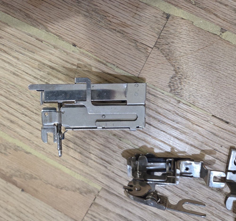 White Sewing Machine Attachments And Case
