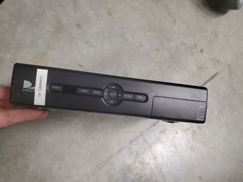 DirecTV Receiver Satellite Cable Boxes D12-100 Direct TV