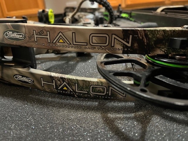 Mathews Halon 6 Right Hand Compound Bow