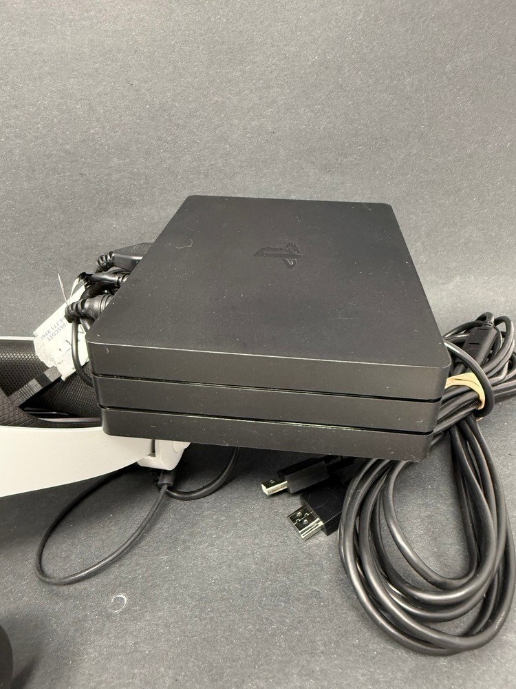 Sony PlayStation VR PS4 Bundle CUH-ZVR2 Headset Set + Motion Controllers