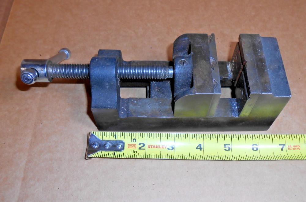 Machinist vise 2-1/2"