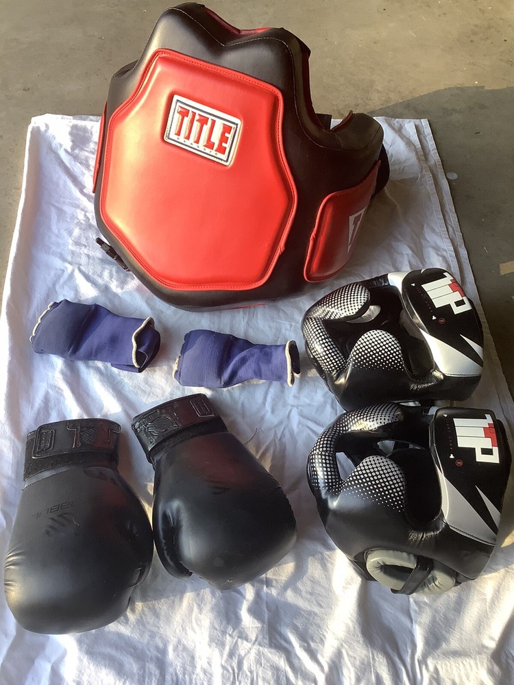 Title Boxing Classic Command Body Protector 2.0 - Red/Black
