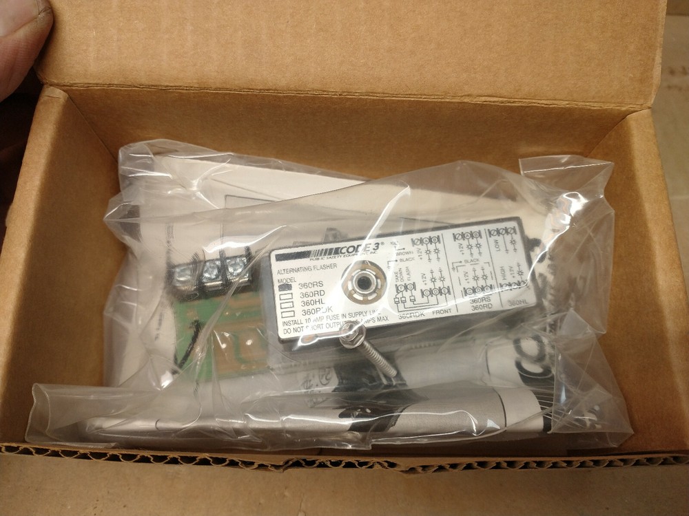 Code 3 electromechanical alternating flasher 360RS