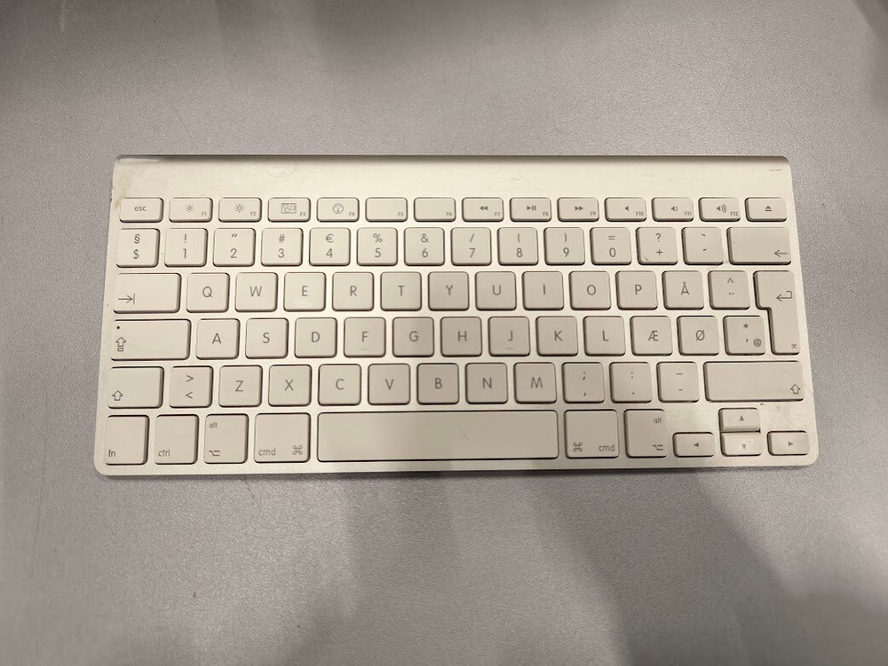 Apple Wireless Keyboard A1314 - Used, No Accessories