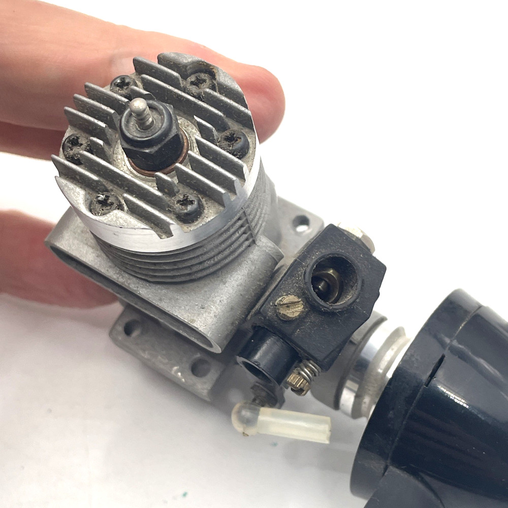 Thunder Tiger 15 Model Airplane Engine Motor Vintage