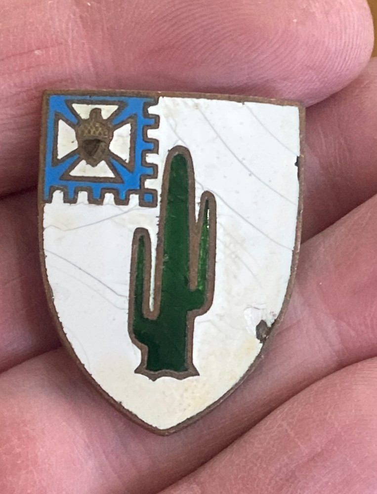 WWII 35 Infantry Screwback Stud Pin Button