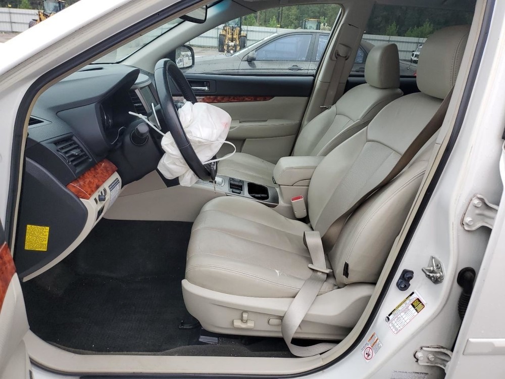 LEGACY 2012 Glove Box 4915992