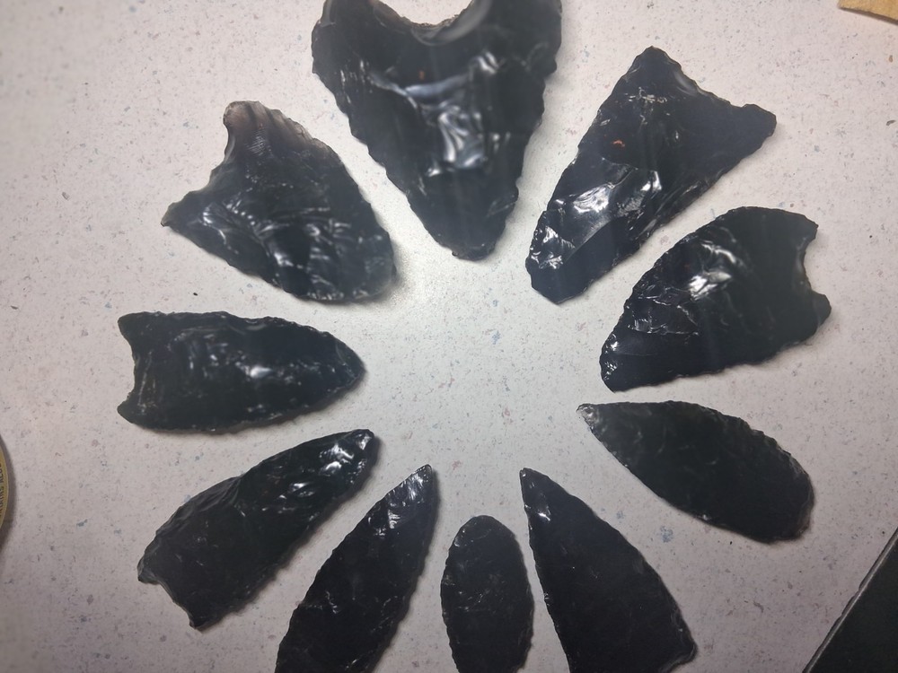 10 Arrowhead Piece Set Modern