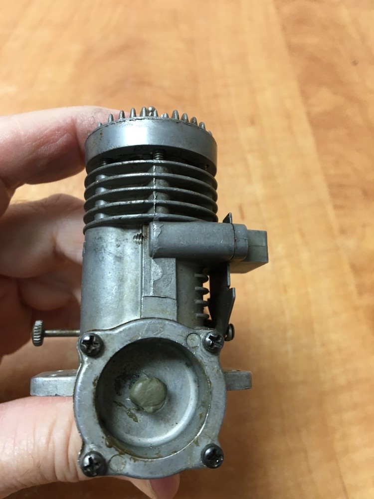 Vintage Fox 40 Engine Model Airplane Motor